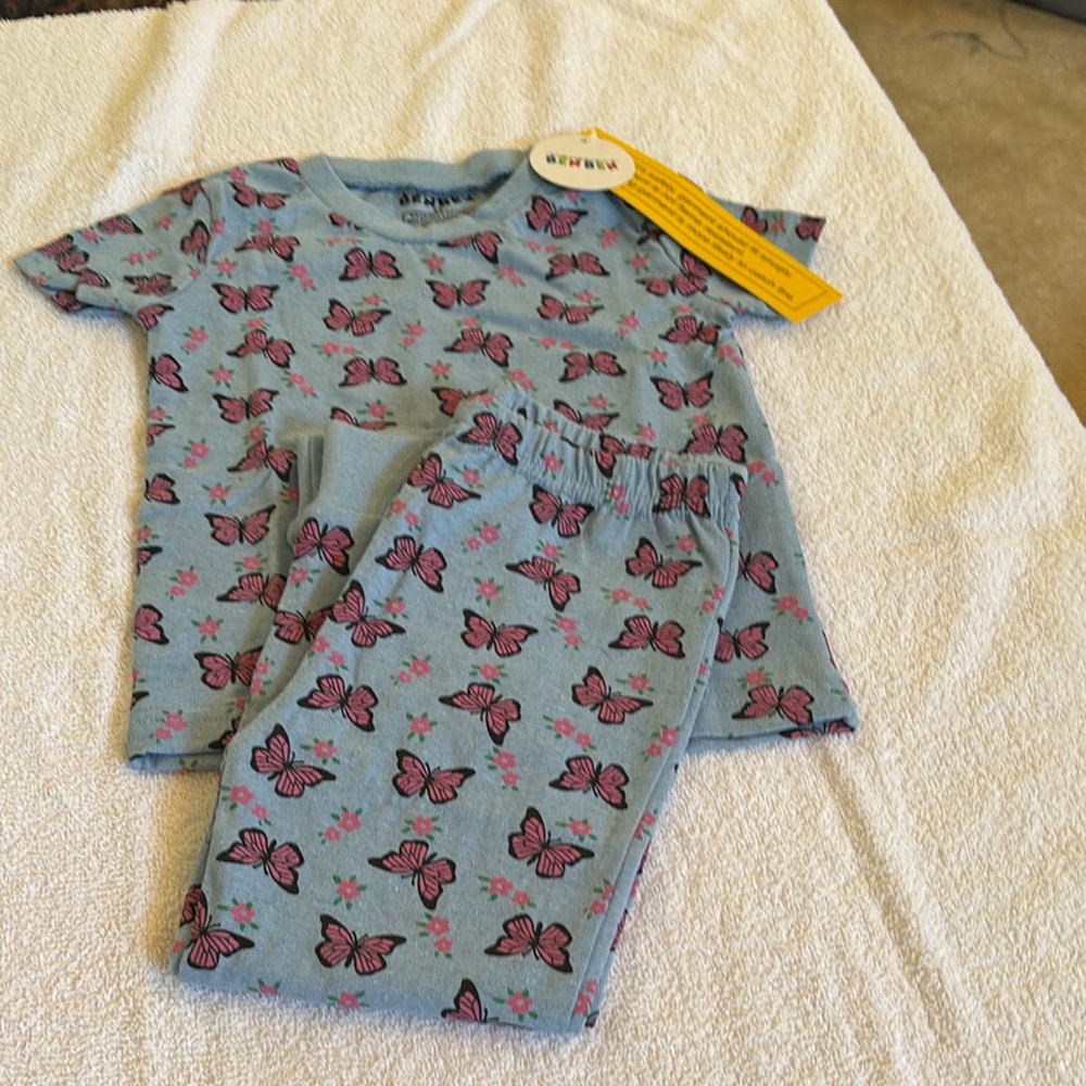 NWT Ben Ben Butterfly Print Kids Pajamas